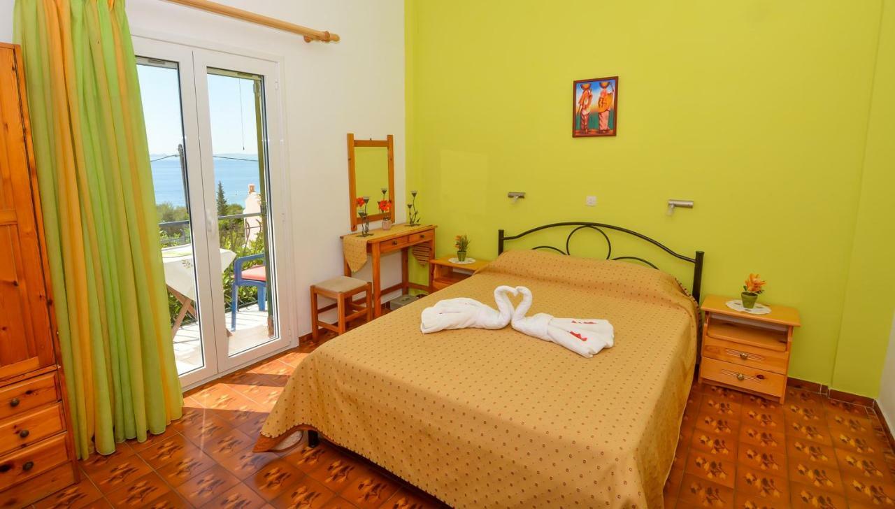 Alex-Giannis Apartments, Μπαρμπάτι Εξωτερικό φωτογραφία