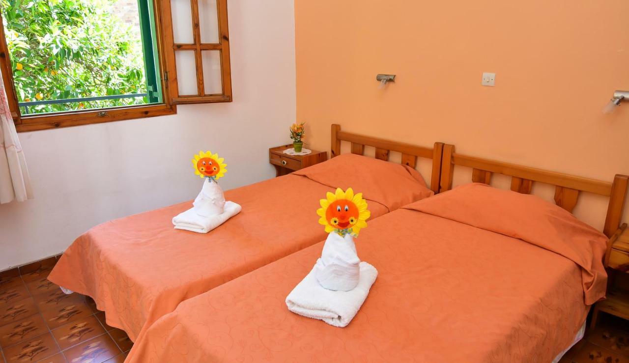 Alex-Giannis Apartments, Μπαρμπάτι Εξωτερικό φωτογραφία