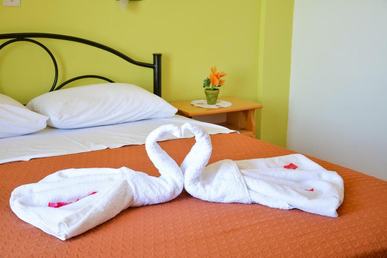 Alex-Giannis Apartments, Μπαρμπάτι Εξωτερικό φωτογραφία